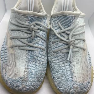 YEEZY SNEAKERS KIDS